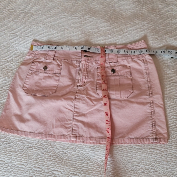 American Eagle Outfitters Woman's Skirt Size 8 Pink 4 Pockets Light Used 1 time - Picture 9 of 10